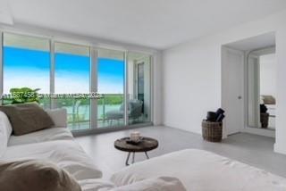 Picture of 100 Bayview Dr # 1221, Sunny Isles Beach FL 33160
