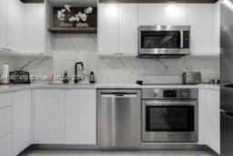 Picture of 100 Bayview Dr # 1221, Sunny Isles Beach, FL 33160