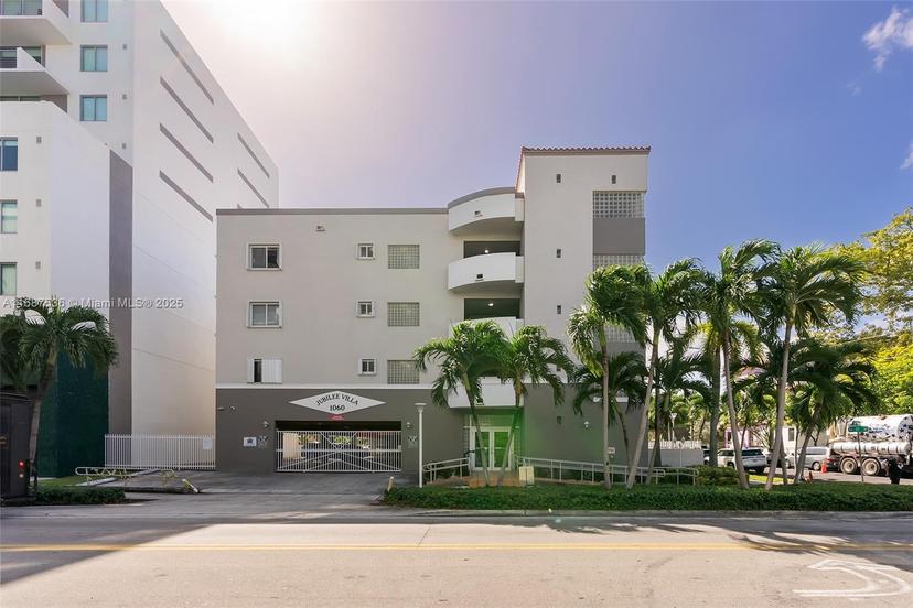 Picture of 1060 NW 7Th St # 101, Miami FL 33136