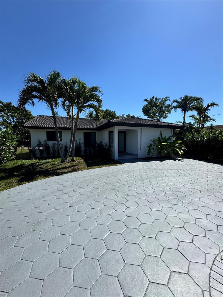Picture of 3335 SW 65Th Ave, Miami, FL 33155