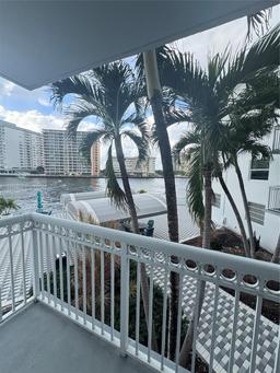 Picture of 1913 S Ocean Dr # 237, Hallandale Beach, FL 33009