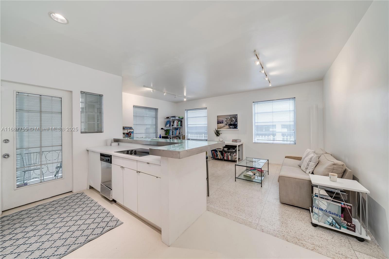 Picture of 1755 Washington Ave # 1D, Miami Beach, FL 33139