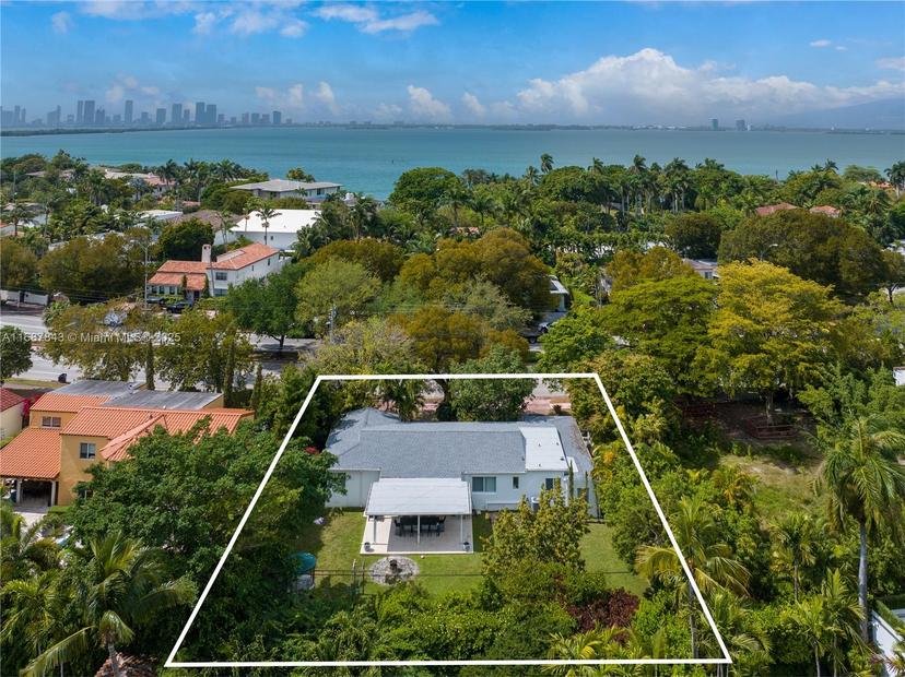Picture of 4455 Alton Rd, Miami Beach FL 33140