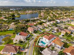 Picture of 1001 NW 188Th Ave, Pembroke Pines, FL 33029