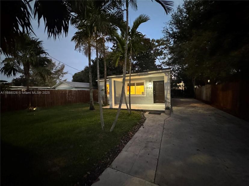 Picture of 1550 NE 151St Ter, North Miami Beach FL 33162