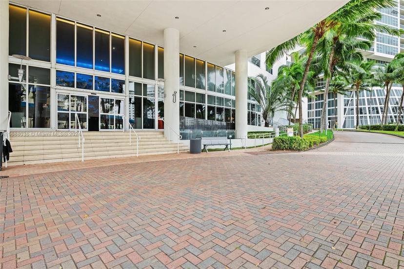 Picture of 1800 S Ocean Dr # 2301, Hallandale Beach FL 33009