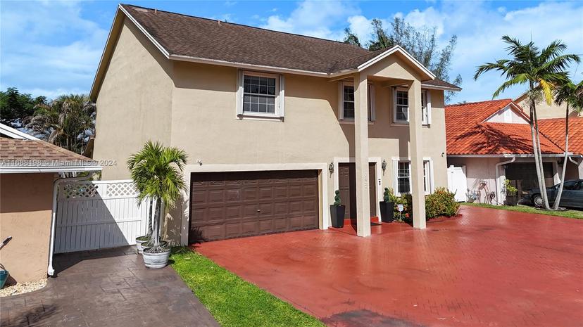Picture of 7807 NW 187Th Ter, Hialeah FL 33015