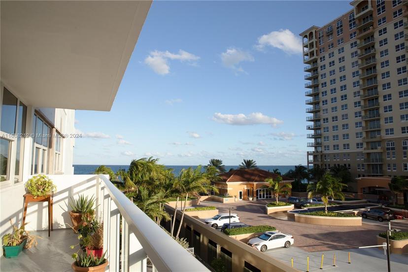 Picture of 2030 S Ocean Dr # 311, Hallandale Beach FL 33009