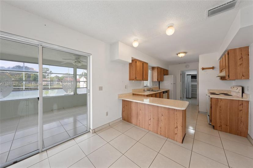 Picture of 357 Lariat Lane, Kissimmee FL 34743