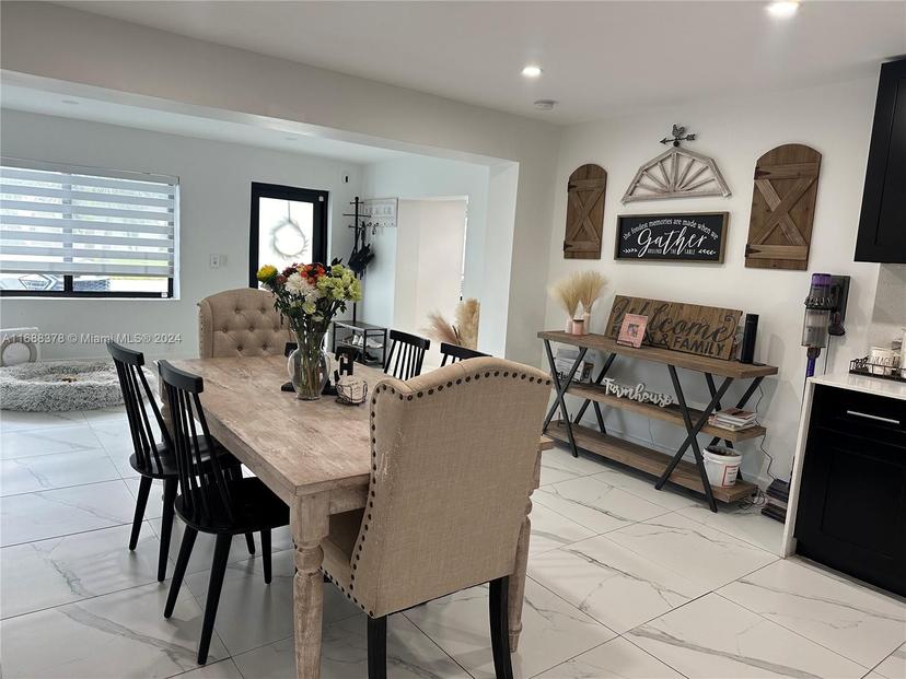Picture of 9971 SW 40Th Ter, Miami FL 33165