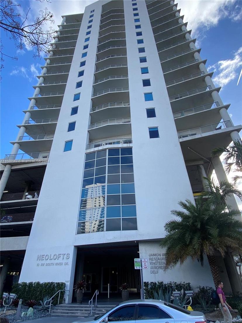 Picture of 10 SW South River Dr # 1407, Miami FL 33130