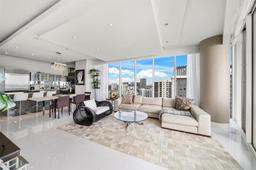 Picture of 2020 N Bayshore Dr # 2701, Miami, FL 33137