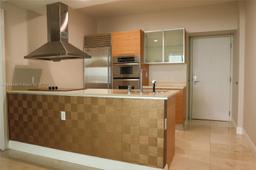 Picture of 218 SE 14Th St # 2107, Miami, FL 33131
