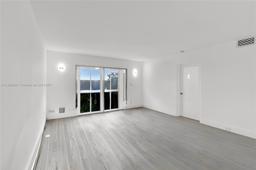 Picture of 3301 Aruba Way # F3, Coconut Creek, FL 33066