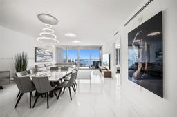 Picture of 300 Biscayne Blvd Way, Miami, FL 33131