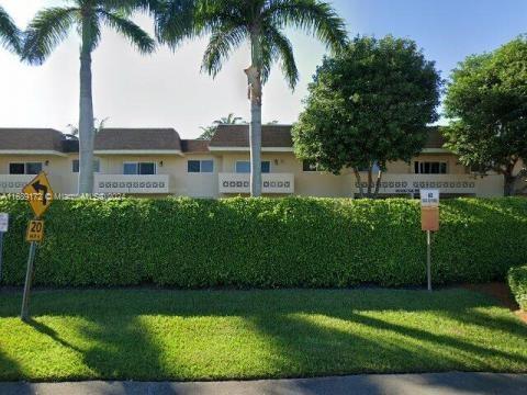 Picture of 14500 SW 88Th Ave # 227, Palmetto Bay FL 33176