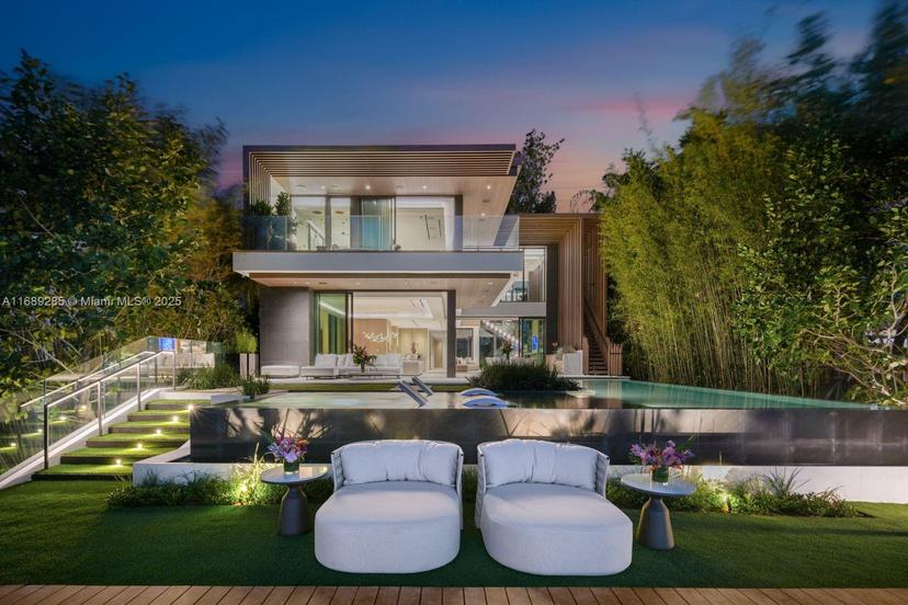Picture of 220 W Dilido Dr, Miami Beach FL 33139