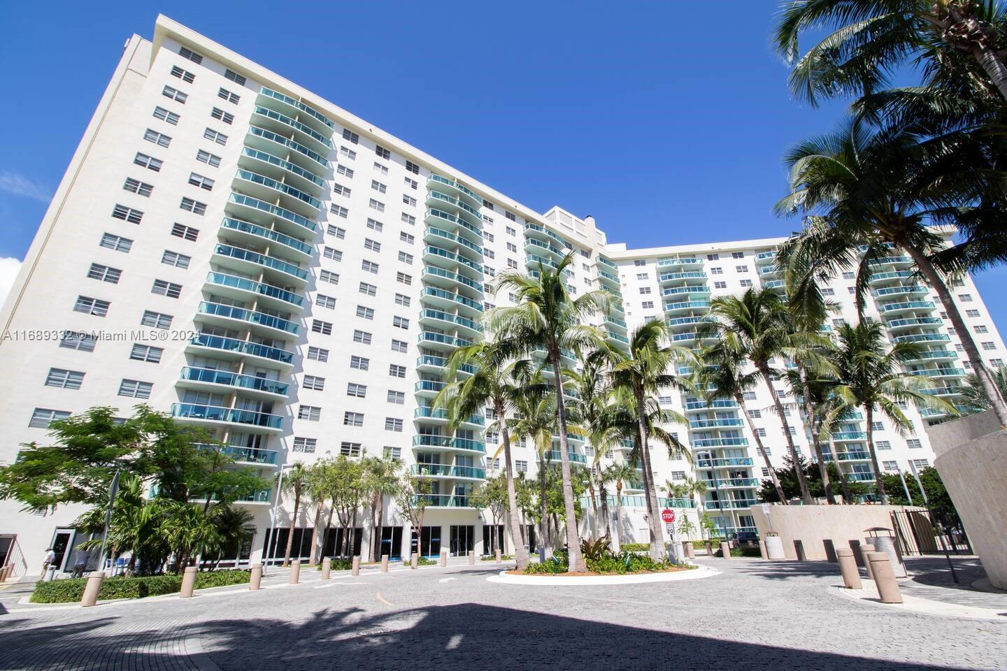 Picture of 19370 Collins Ave # 1120, Sunny Isles Beach, FL 33160