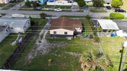 Picture of 3260 NW 209Th Ter, Miami Gardens, FL 33056