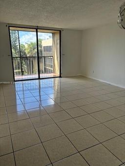 Picture of 8615 NW 8Th St # 408, Miami, FL 33126