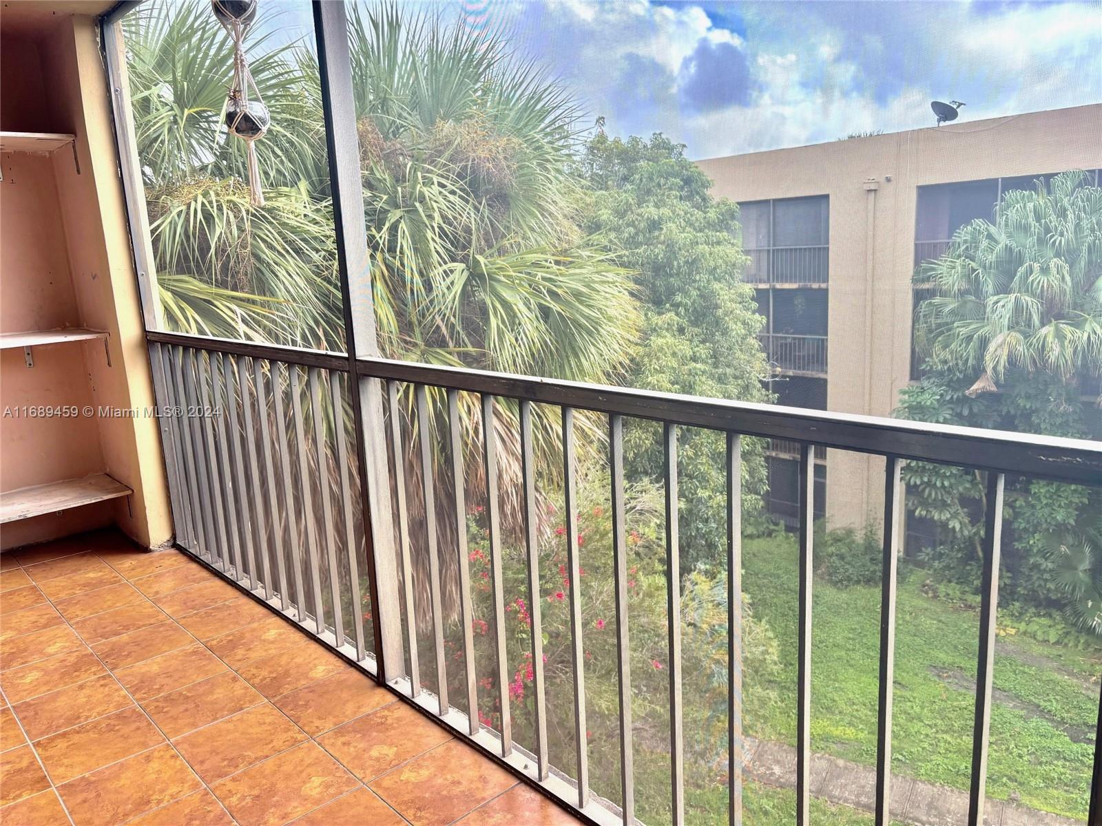 Picture of 8615 NW 8Th St # 408, Miami, FL 33126