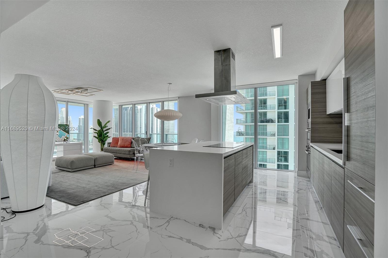 Picture of 330 Sunny Isles Blvd # 2207, Sunny Isles Beach, FL 33160