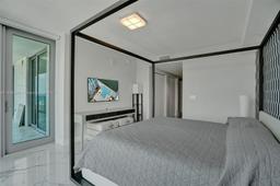 Picture of 330 Sunny Isles Blvd # 2207, Sunny Isles Beach, FL 33160