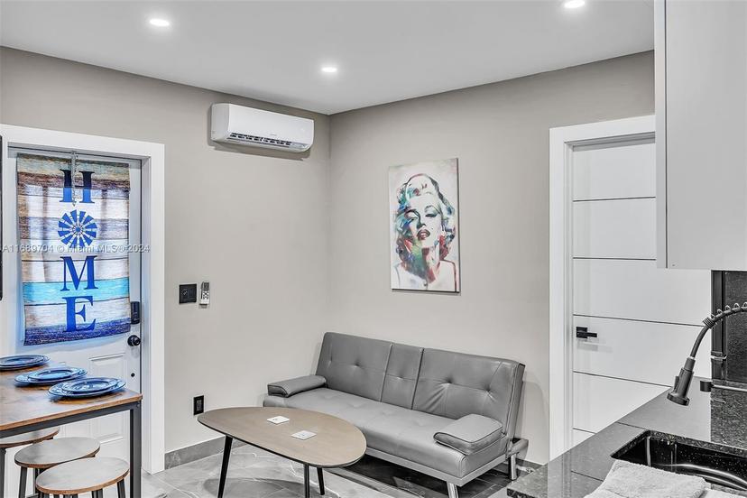 Picture of 2130 N 53Rd Ave, Hollywood FL 33021