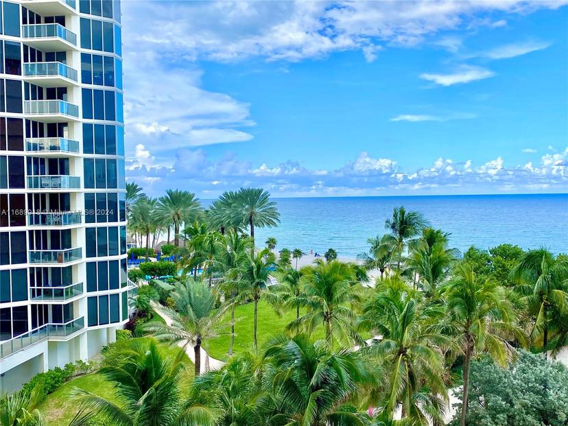 Picture of 19201 Collins Ave # 420, Sunny Isles Beach FL 33160