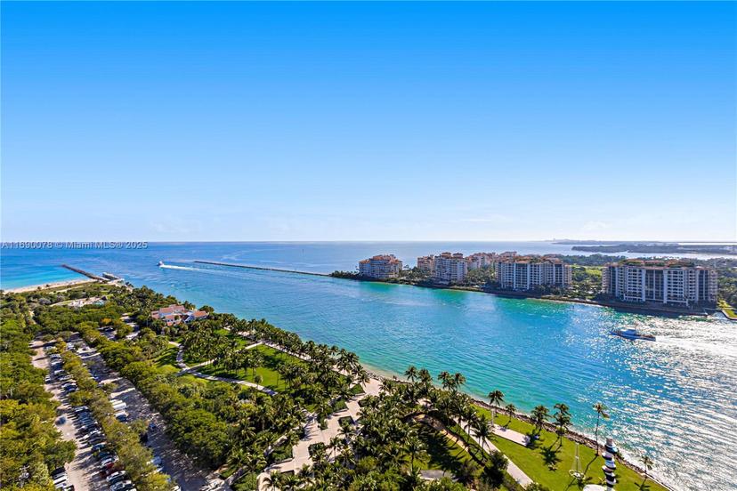 Picture of 800 S Pointe Dr # 2002, Miami Beach FL 33139