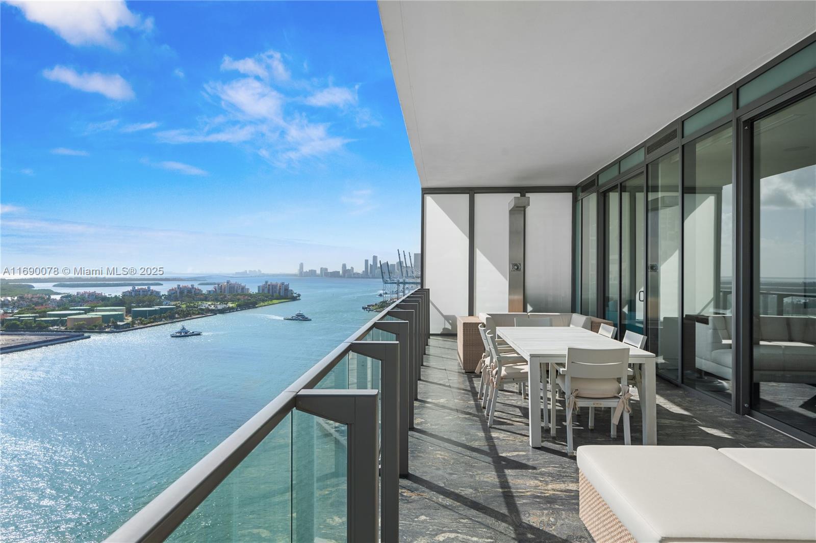 Picture of 800 S Pointe Dr # 2002, Miami Beach, FL 33139