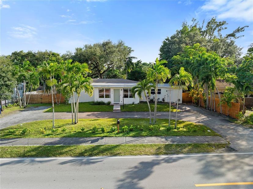 Picture of 370 NE 159Th St, Miami FL 33162