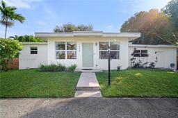 Picture of 370 NE 159Th St, Miami, FL 33162