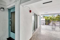 Picture of 350 Collins Ave # 306, Miami Beach, FL 33139