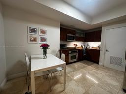 Picture of 3330 NE 190 St # 1215, Aventura, FL 33180