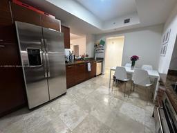 Picture of 3330 NE 190 St # 1215, Aventura, FL 33180
