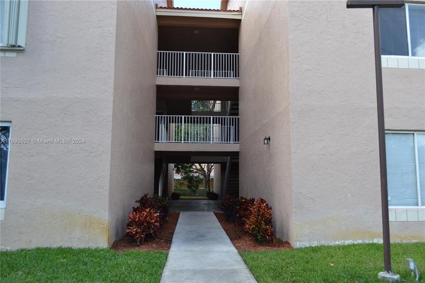 Picture of 10520 SW 158Th Ct # 205, Miami FL 33196