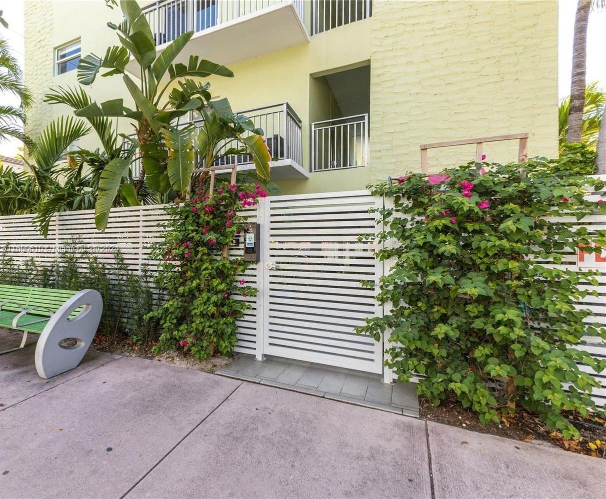 Picture of 363 Washington Ave # 64, Miami Beach, FL 33139