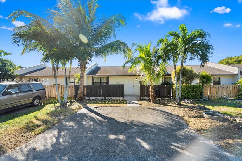 Picture of 1328 Woodpecker St # 0, Homestead FL 33035