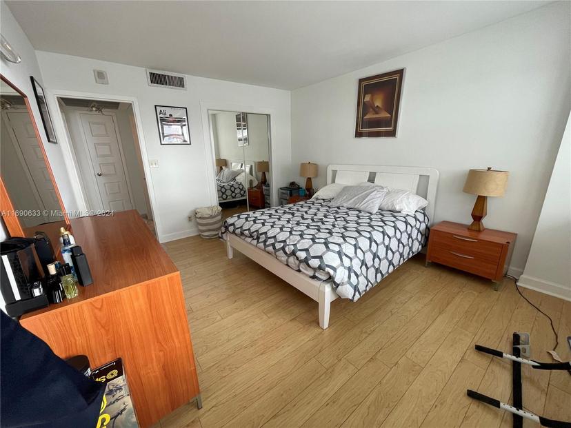 Picture of 2030 S Ocean Dr # 2018, Hallandale Beach FL 33009