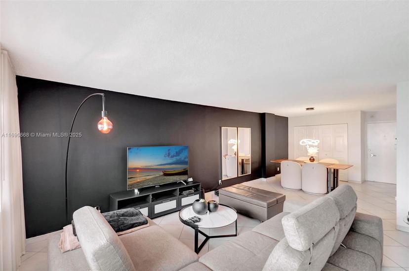 Picture of 6770 Indian Creek Dr # 4R, Miami Beach FL 33141