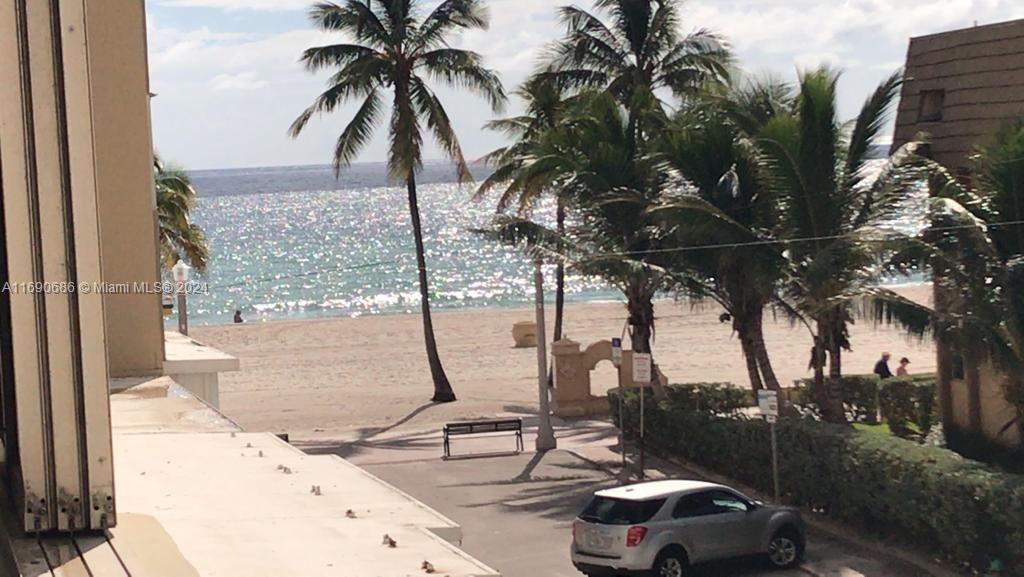 Picture of 320 S Surf Rd # 305, Hollywood, FL 33019