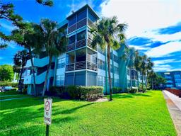 Picture of 2741 Taft St # 401, Hollywood, FL 33020