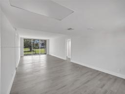 Picture of 3700 Oaks Clubhouse Dr # 203, Pompano Beach, FL 33069
