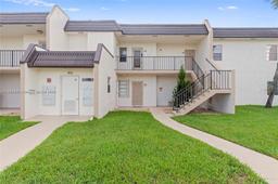 Picture of 110 Lake Meryl Dr # 213, West Palm Beach, FL 33411
