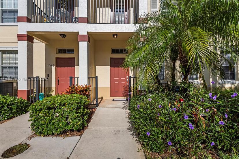 Picture of 1948 SE High Springs Dr # 1948, Port St. Lucie FL 34952