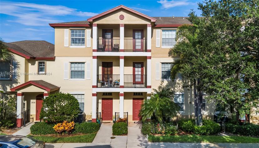 Picture of 1948 SE High Springs Dr # 1948, Port St. Lucie FL 34952