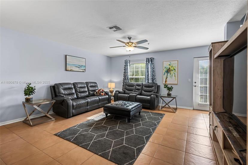 Picture of 1948 SE High Springs Dr # 1948, Port St. Lucie FL 34952