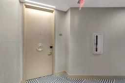 Picture of 2201 Collins Ave # 1010, Miami Beach, FL 33139