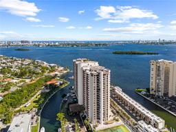 Picture of 1800 NE 114Th St # 811, Miami, FL 33181